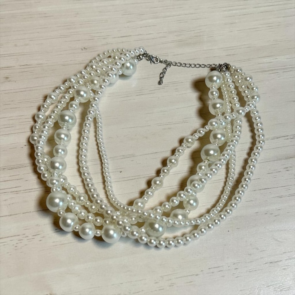 19" Adjustable Faux Pearl Necklace White Multi-Strand Statement‎